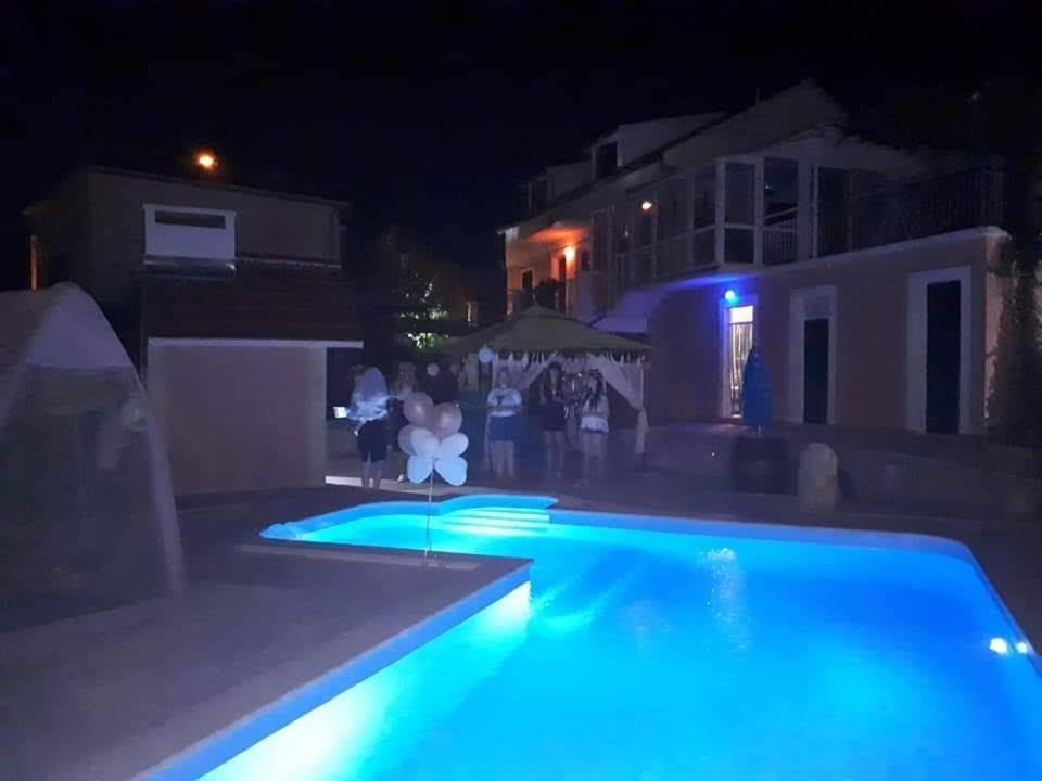Holiday Home Perunika Zezevica Номер фото
