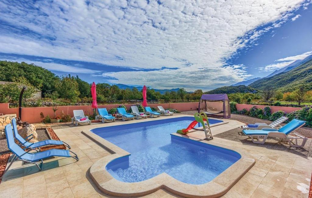 Holiday Home Perunika Zezevica Экстерьер фото